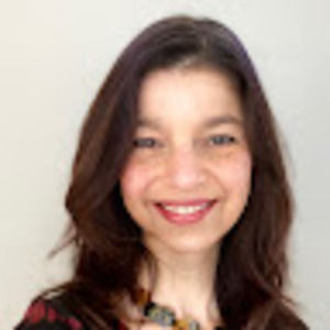 Meet your Posher, Dina